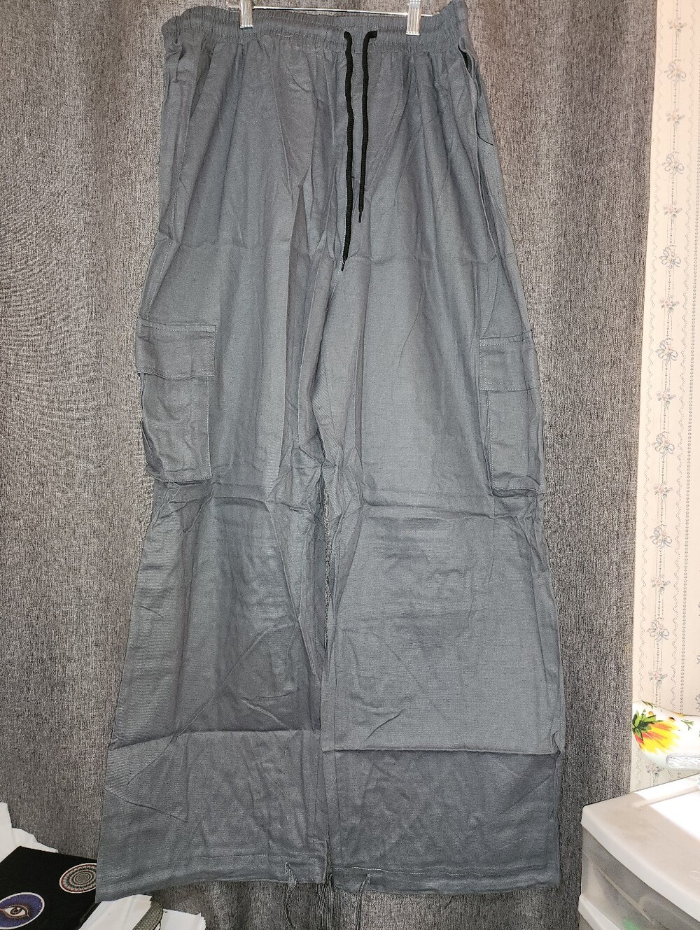 Men's Gray Cargo Lounge Pants